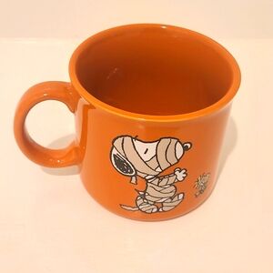 Peanuts Halloween mug